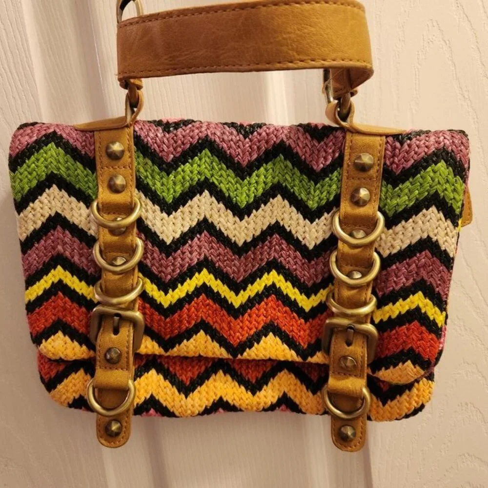 Olivia + Joy New York Knit Chevron Multicolor Purse Crossbody Shoulder Bag - Picture 2 of 6